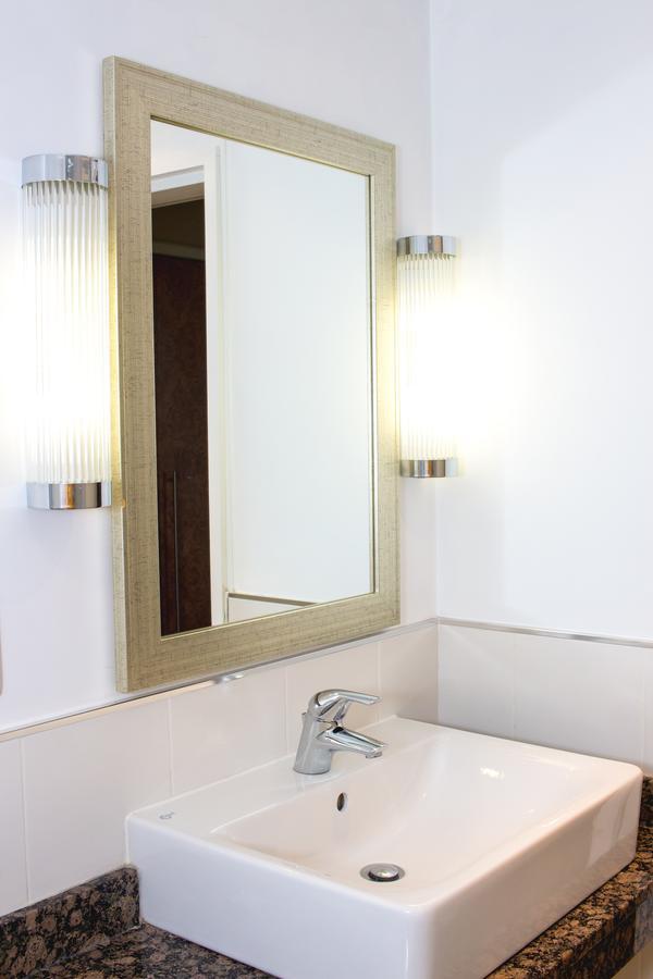 Humber Royal Hotel Гримзби Екстериор снимка